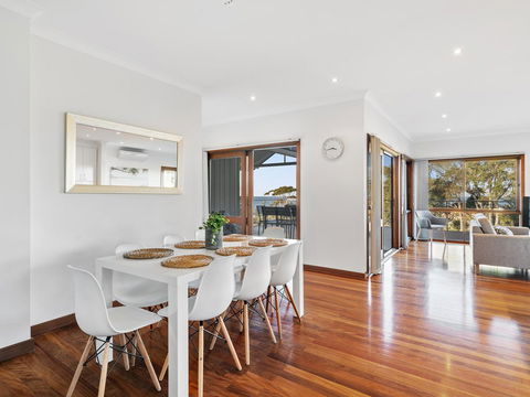 The Beach House Terrigal - Kingaroy Accommodation 3