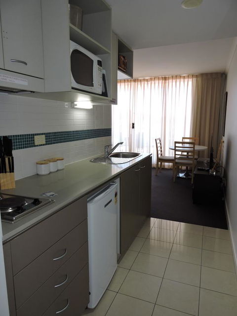 BASE Holidays - Ettalong Beach Premium Apartments - Kingaroy Accommodation 10