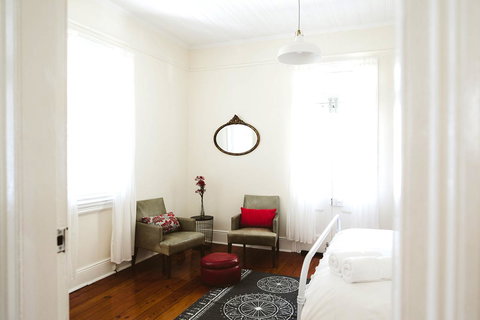 Morpeth Cottage - Kingaroy Accommodation 7