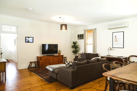 Morpeth Cottage - Kingaroy Accommodation 2