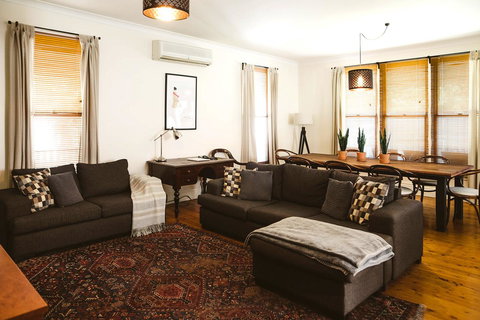 Morpeth Cottage - Kingaroy Accommodation 23