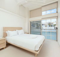 Waterfront Apartment on Sydney Harbour - Kingaroy Accommodation
