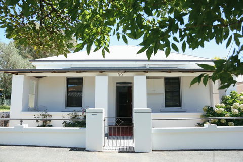99 Hill Street Apartments - Kingaroy Accommodation 0