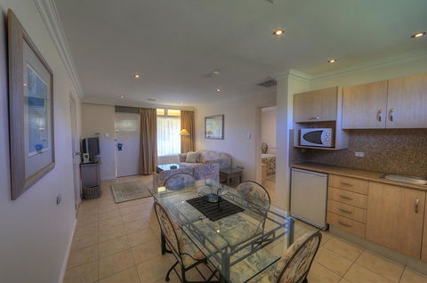 Cooma Motor Lodge Motel - Kingaroy Accommodation 25
