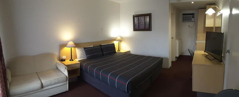 Cooma Motor Lodge Motel - Kingaroy Accommodation 7