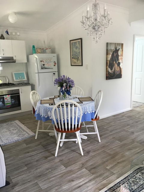 The Best Exotic Magnolia Cottage - Kingaroy Accommodation 6
