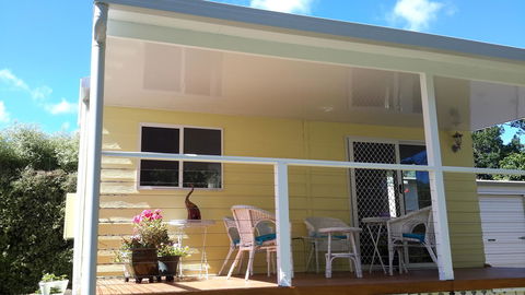 The Best Exotic Magnolia Cottage - Kingaroy Accommodation 0