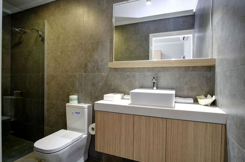 Lakes And Ocean Hotel Forster - Kingaroy Accommodation 24