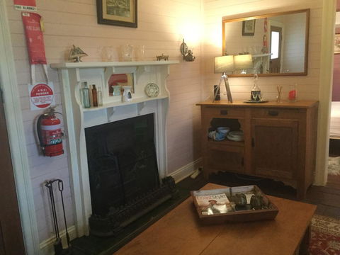 Arcadia - The Barn Cottage & Rosehill Cottage - Kingaroy Accommodation 22