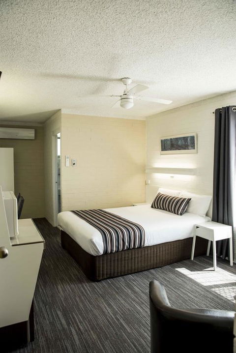 Coastal Bay Motel - Kingaroy Accommodation 35
