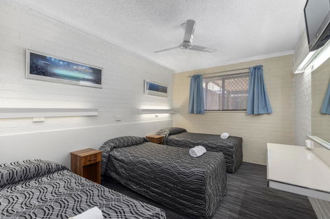 Coastal Bay Motel - Kingaroy Accommodation 17