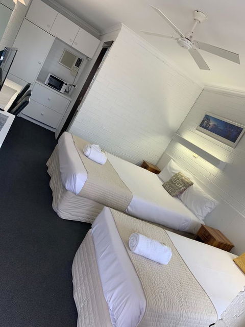 Coastal Bay Motel - Kingaroy Accommodation 34