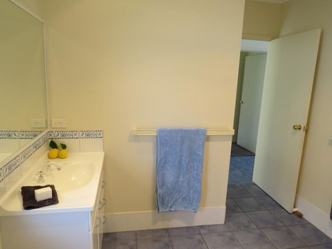 BlueWater Apartments - Kingaroy Accommodation 22