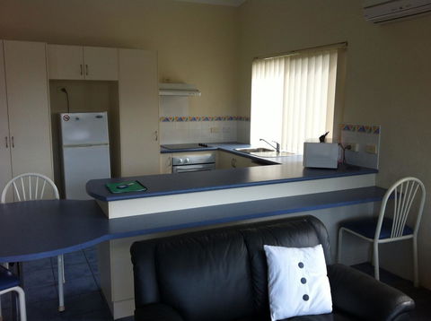 BlueWater Apartments - Kingaroy Accommodation 6