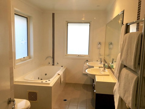 Encore Apartments - Kingaroy Accommodation 3