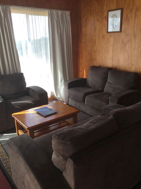 Jenolan Cabins - Kingaroy Accommodation 6