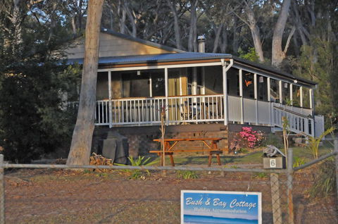 Bush & Bay Cottage - Kingaroy Accommodation 6