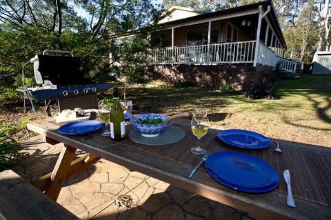 Bush & Bay Cottage - Kingaroy Accommodation 16