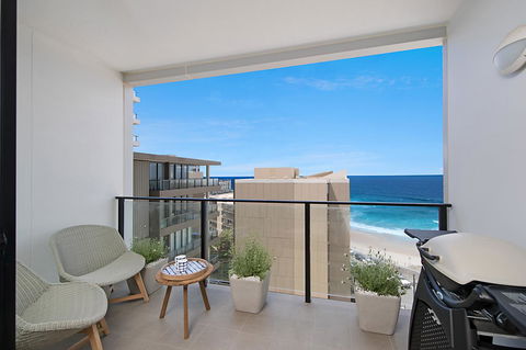 Arena Luxury Beachfront Apartment - Kingaroy Accommodation 14