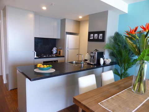 Arena Luxury Beachfront Apartment - Kingaroy Accommodation 17
