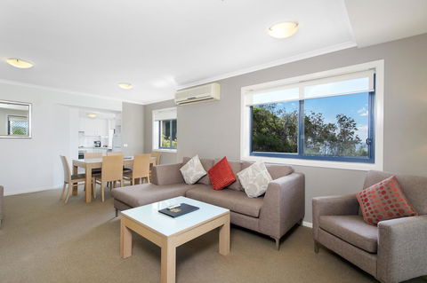 South Pacific Apartments - Kingaroy Accommodation 10