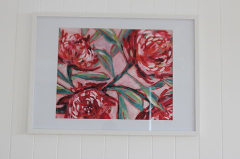 Red Waratah - Kingaroy Accommodation 4
