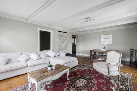 The Spa Cottage With HotTub, Netflix & Stan - Kingaroy Accommodation 16
