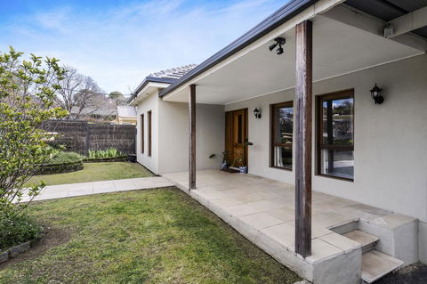 The Spa Cottage With HotTub, Netflix & Stan - Kingaroy Accommodation 17