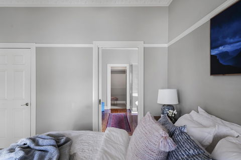 The Spa Cottage With HotTub, Netflix & Stan - Kingaroy Accommodation 14