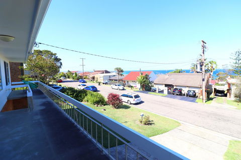 Coastal Horizons Beach House - Kingaroy Accommodation 9