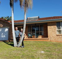 Twin Palms Holiday House at Lighthouse - Kingaroy Accommodation