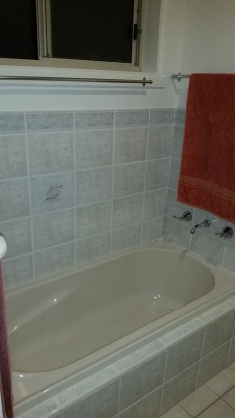 Twin Palms Holiday House At Lighthouse - Kingaroy Accommodation 12