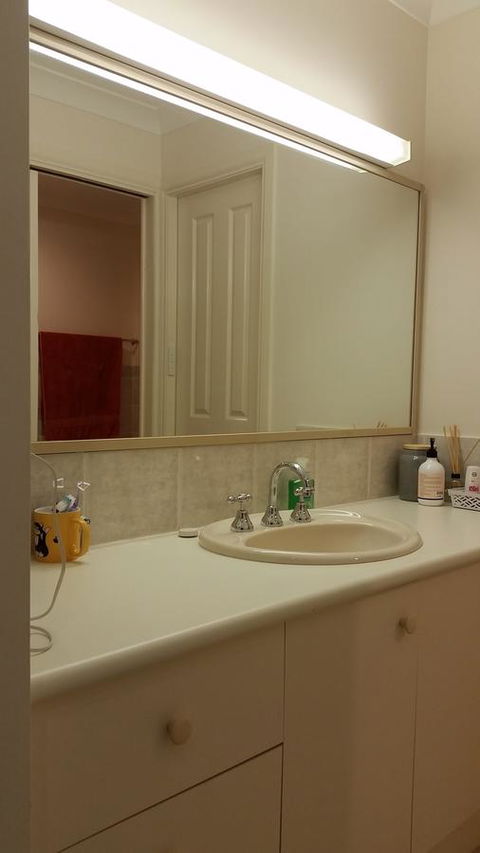 Twin Palms Holiday House At Lighthouse - Kingaroy Accommodation 11