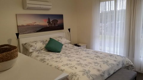 Twin Palms Holiday House At Lighthouse - Kingaroy Accommodation 1