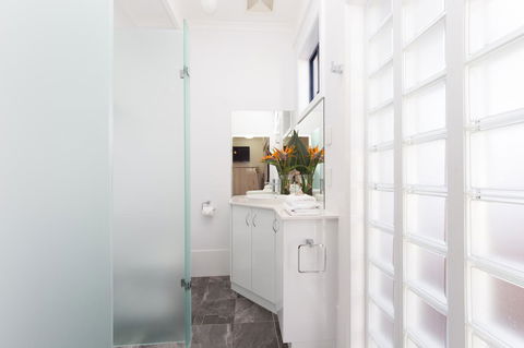 Coast Yamba - Adults Only - Kingaroy Accommodation 6