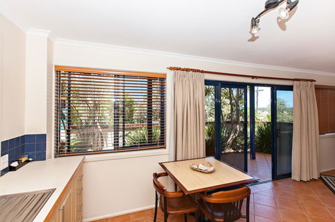 Coast Yamba - Adults Only - Kingaroy Accommodation 32