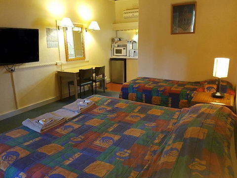 Temora Motel - Kingaroy Accommodation 3