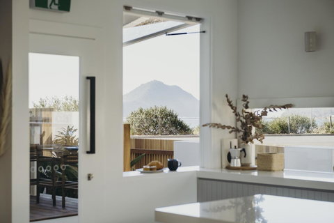 Salt At Shoal Bay - Kingaroy Accommodation 2