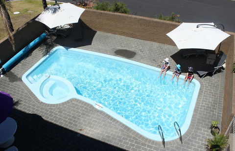 Narooma Palms Holiday Apartments - Kingaroy Accommodation 0