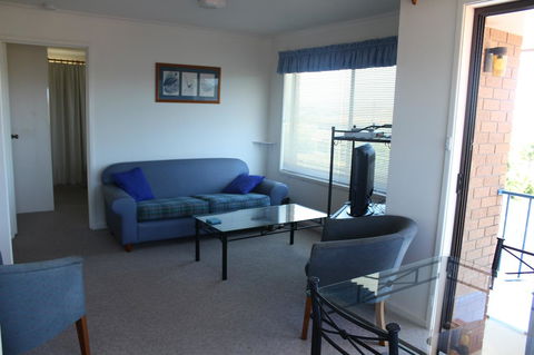 Narooma Palms Holiday Apartments - Kingaroy Accommodation 3
