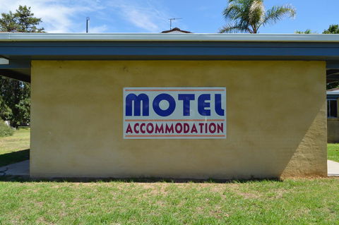 Brolga Hotel Motel - Coleambally - Kingaroy Accommodation 5