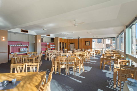 Black Dolphin Resort Motel & Apartments - Kingaroy Accommodation 27