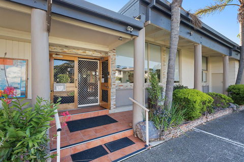 Black Dolphin Resort Motel & Apartments - Kingaroy Accommodation 42