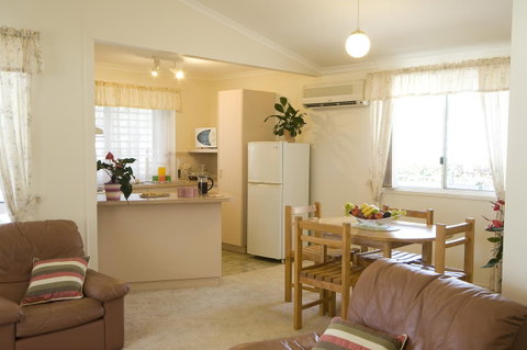 Glen Villa Resort - Kingaroy Accommodation 11