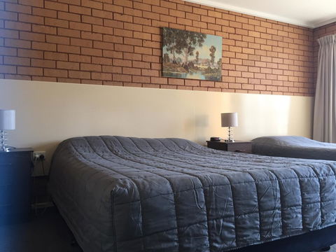 Deniliquin Motel - Kingaroy Accommodation 11