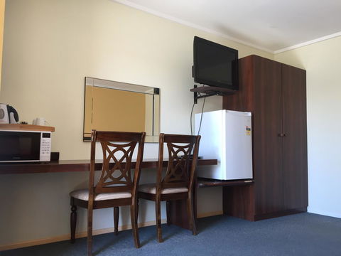 Deniliquin Motel - Kingaroy Accommodation 6