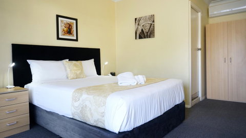 Highway Motor Inn Taree - Kingaroy Accommodation 15