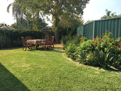 Sydney Amazing Holiday Home Bridal BnB - Kingaroy Accommodation 40