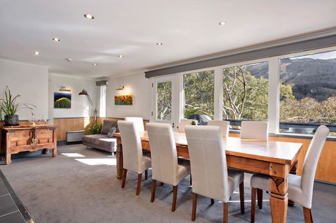 Pure Chalet Thredbo - Kingaroy Accommodation 18