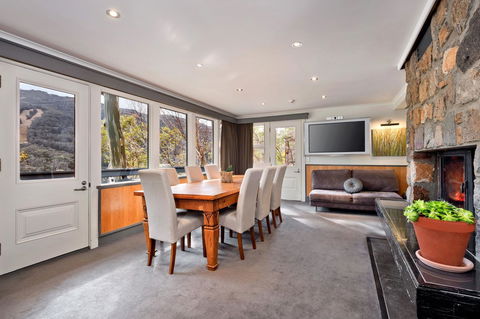 Pure Chalet Thredbo - Kingaroy Accommodation 16